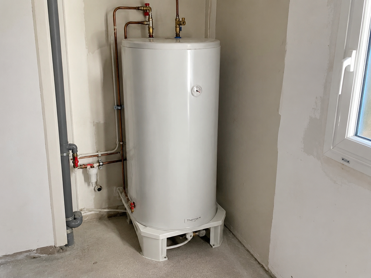 Installation d’un chauffe-eau à Vedène par A.B.I.S. Plomberie