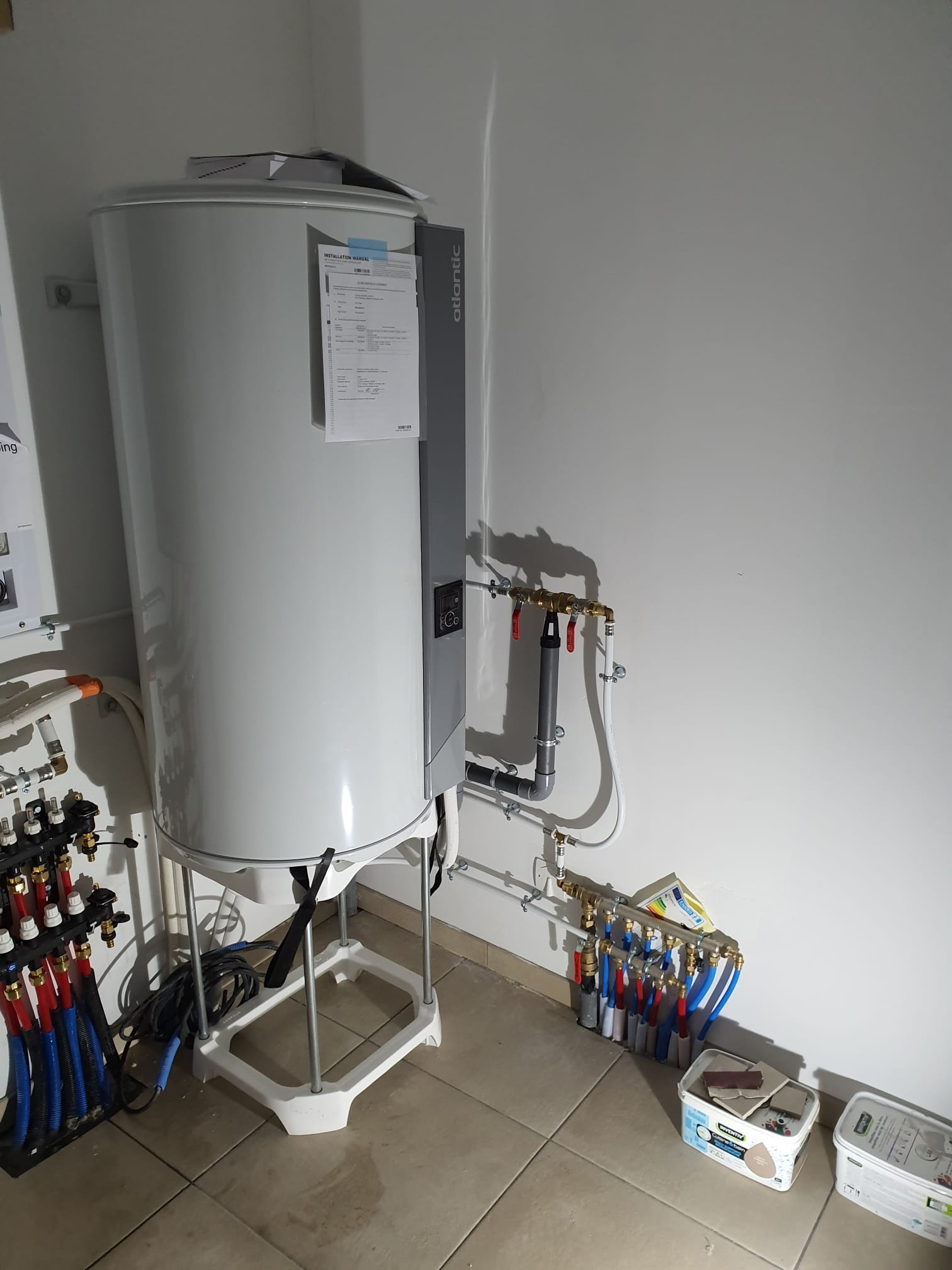 Installation et vérification du bon fonctionnement d’un chauffe-eau à Saint-Rémy-de-Provence